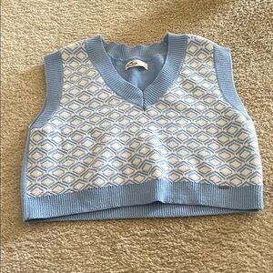 Hollister Light Blue and Cream Patterned Vest